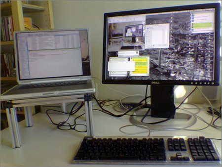x-beams laptop stand